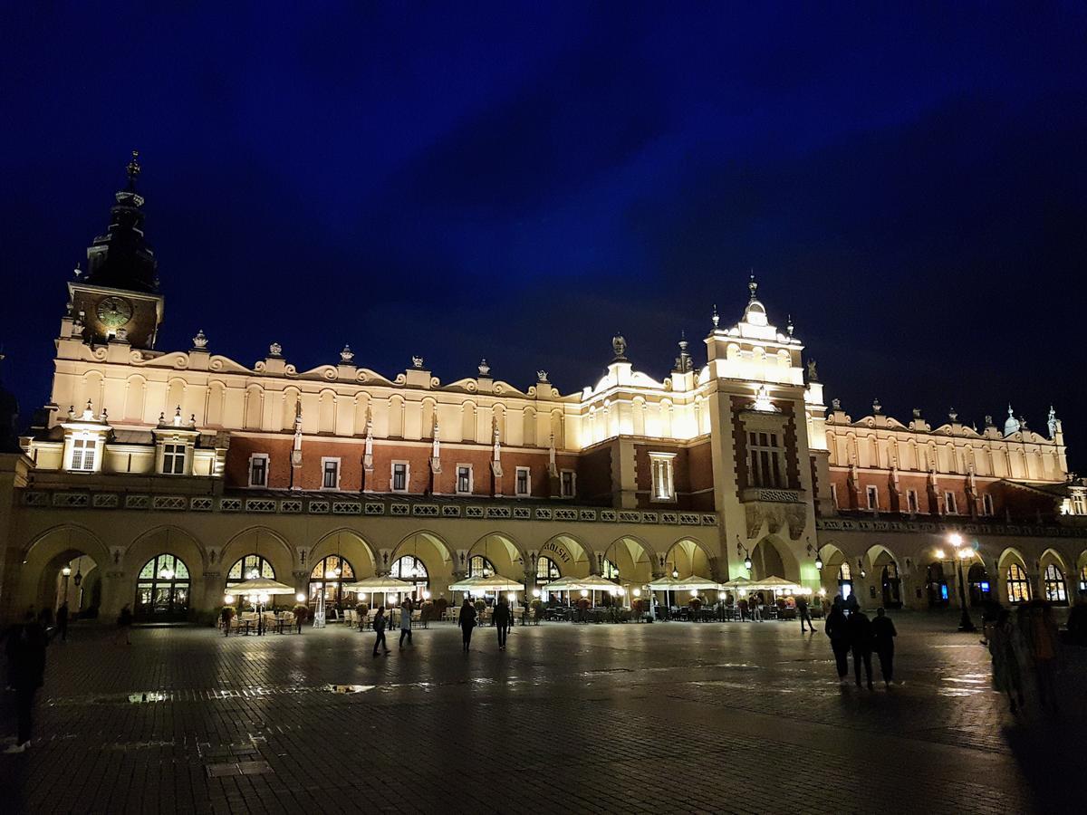 As Smart Apartment Old Town クラクフ エクステリア 写真